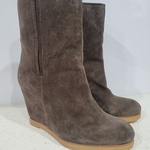 Stuart Weitzman Platform Suede Ankle Boots Size 9